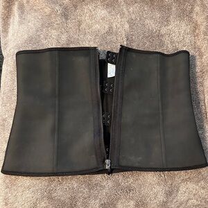 Latex corset waist trainer